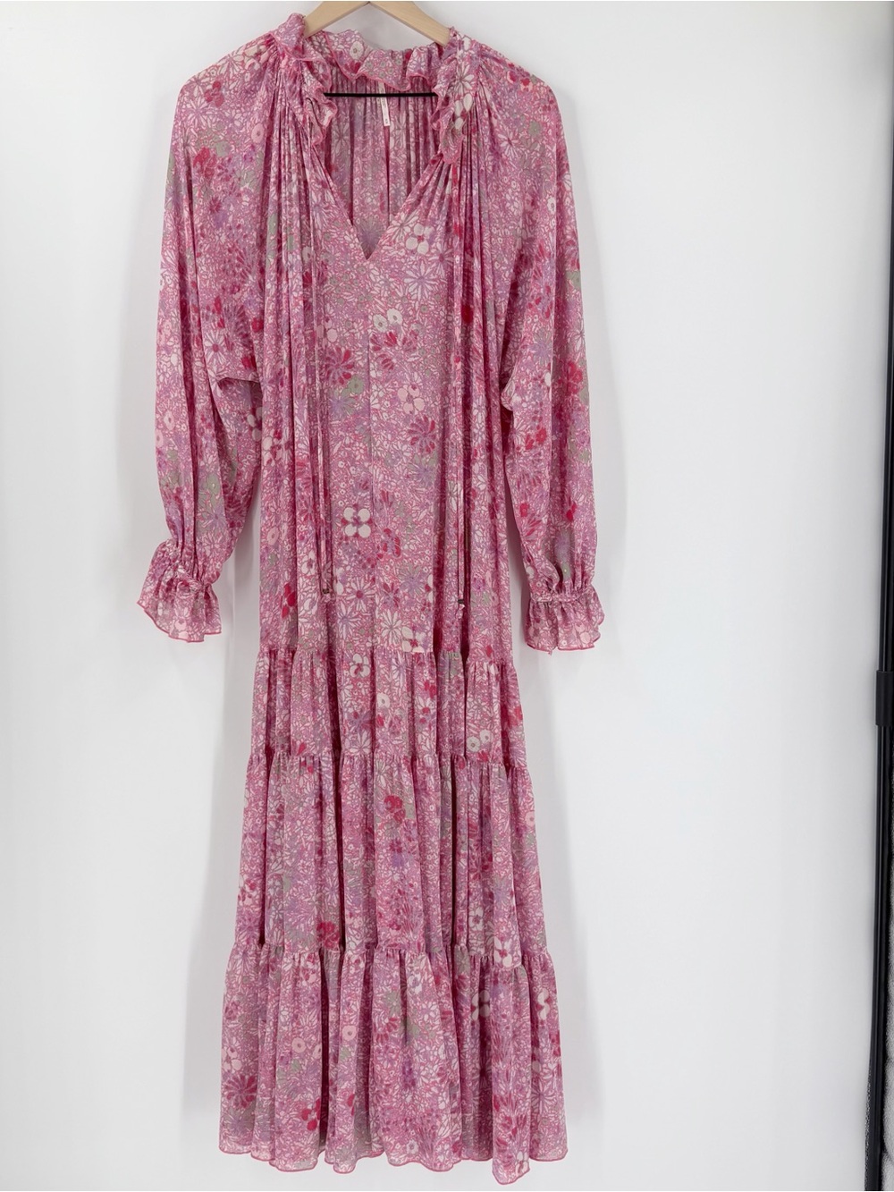 Free People Feeling Groovy Maxi Dress Pink Floral Tiered Flowy M - Picture 2 of 6